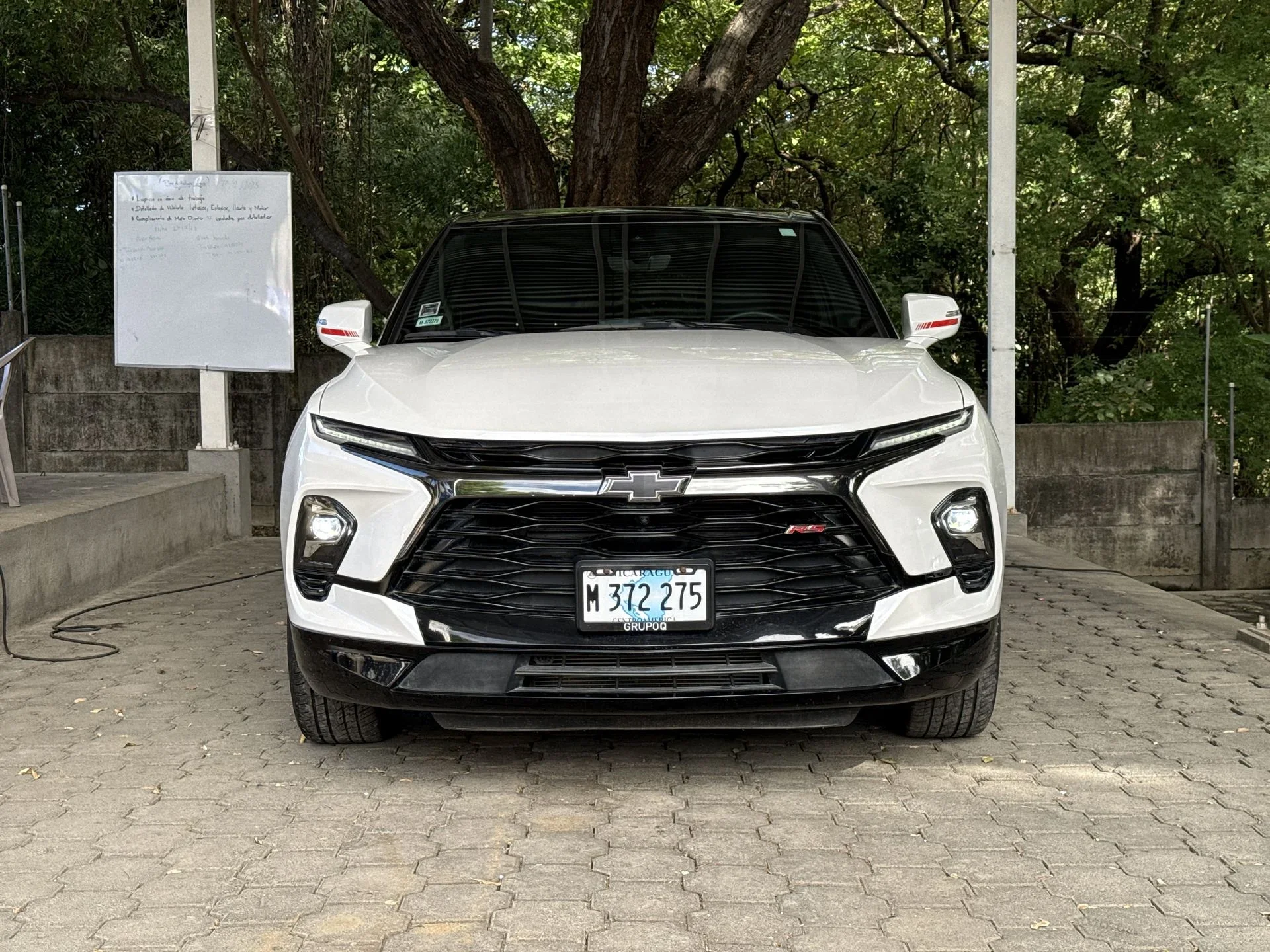 Exterior 5