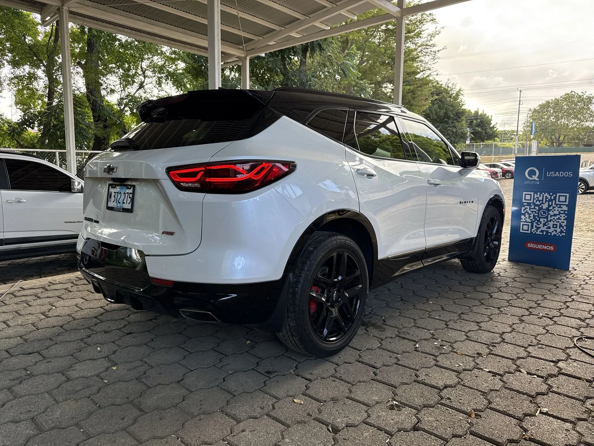 Exterior 6